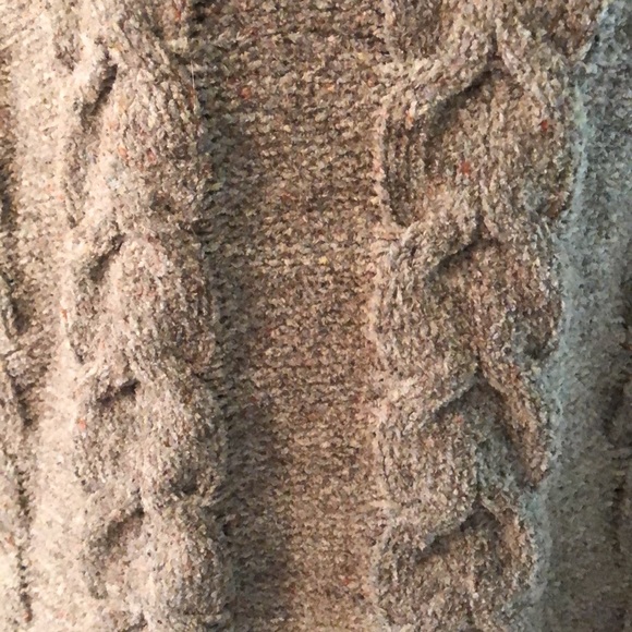 New Moon & Madison Cozy Collection Turtleneck Sweater - Picture 4 of 6